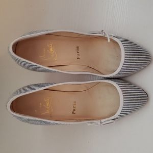 Pre Owned Christian Louboutin pinstripe pointed toe pumps
